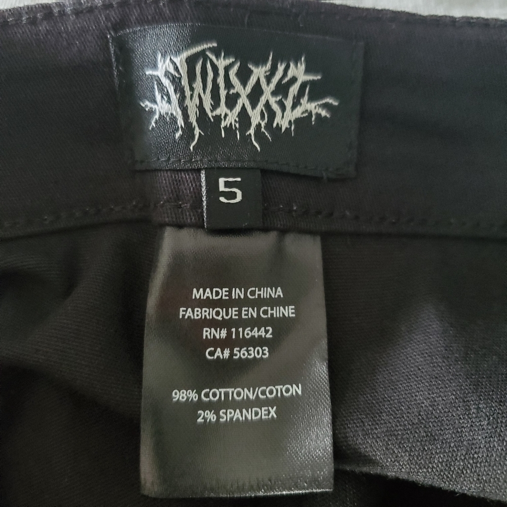SWIXXZ Rustic Metal Black Cargo Skirt Graphic Print Chain Button Choose Size - Picture 7 of 12